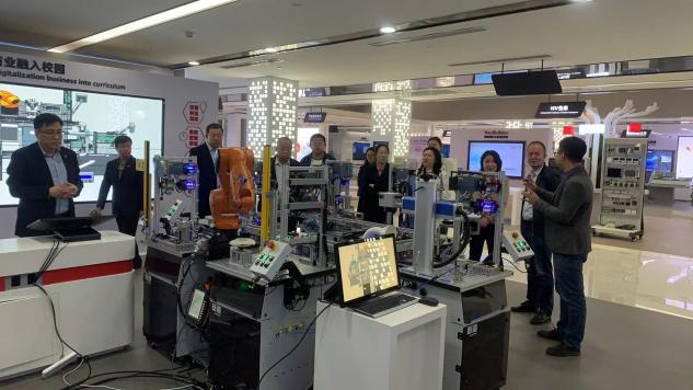 9d0865cda331b031bfcca5ed2ac65d73_