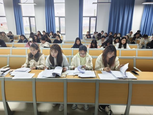 32ef7c749900f5eef2567e6936eabf5a_