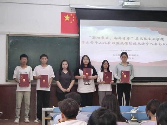 ce01ea0cd4a1fc4eb5c9310573e4b3f9-sz_141282